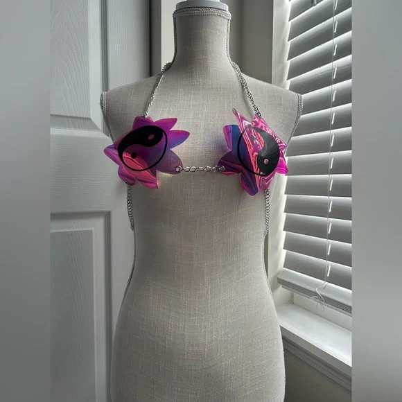 Dolls Kill Yin & Yang Iridescent Vinyl Flower Harness - Picture 2 of 6